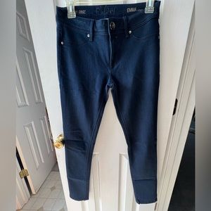 DL1961 Emma Jeans